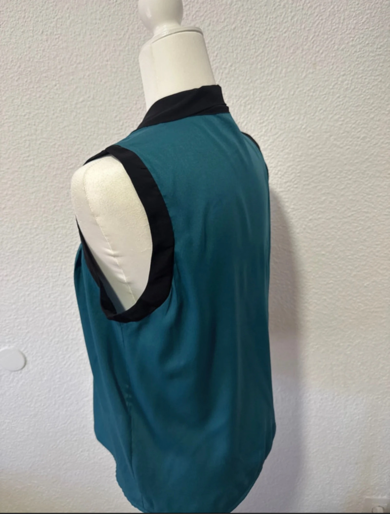 Blusa sin mangas  – photo 3